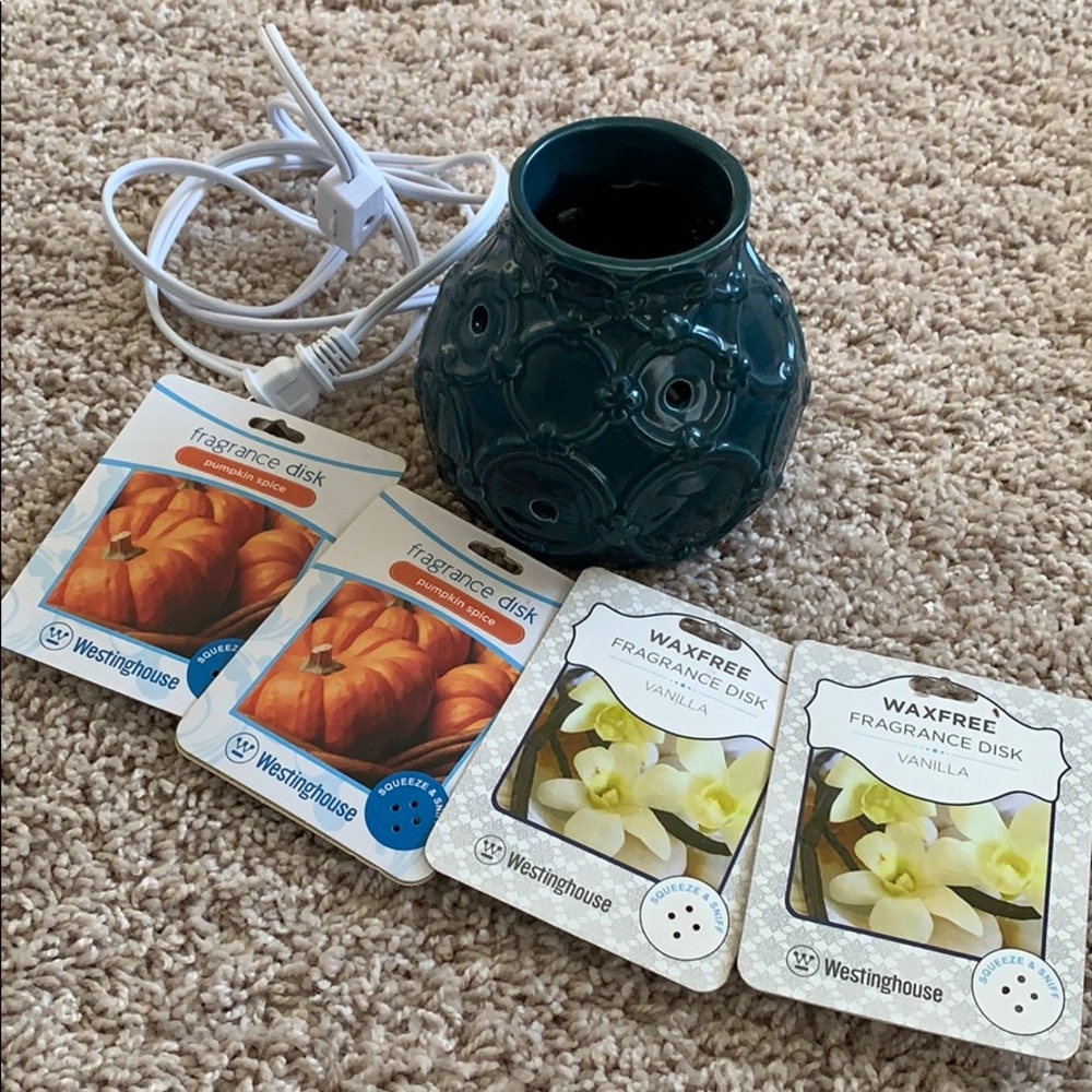 Wax disc warmer WITH 4 wax melts!
